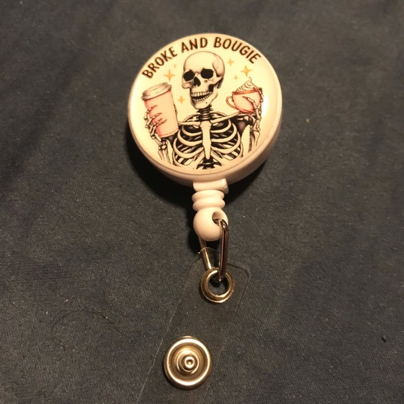 White Skeleton Key Holder - Picture 1 of 2